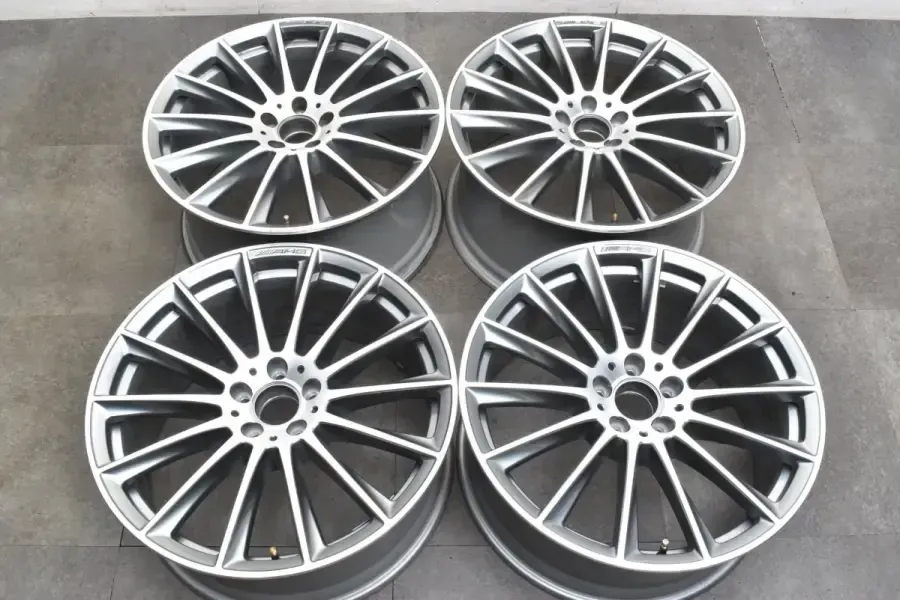 a2234011500   set of aluminum wheels